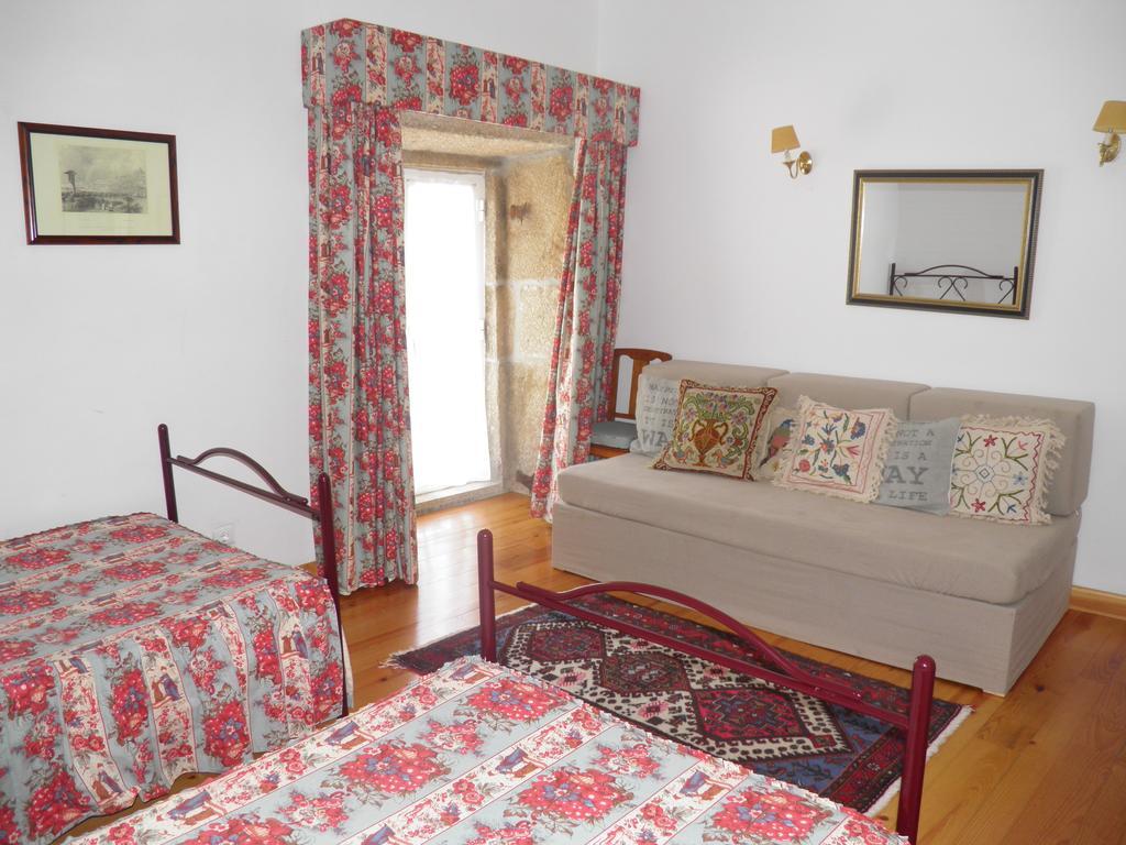 Casa De Vilarinho De S. Romao Sabrosa Szoba fotó